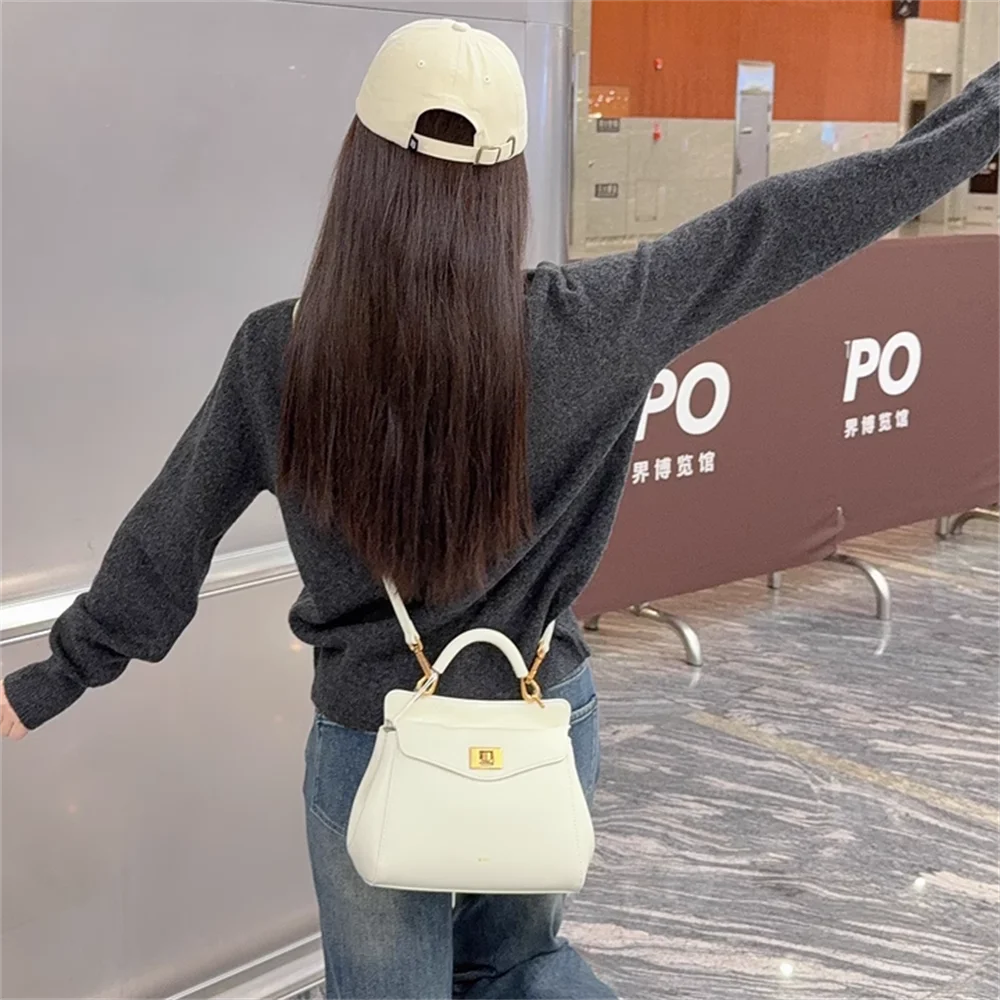 JW PEI Artificial Leather Box Bag, Shoulder Bag, Crossbody Bag, Handbag Medium Women's White/Black/Brown/Olive 2T78