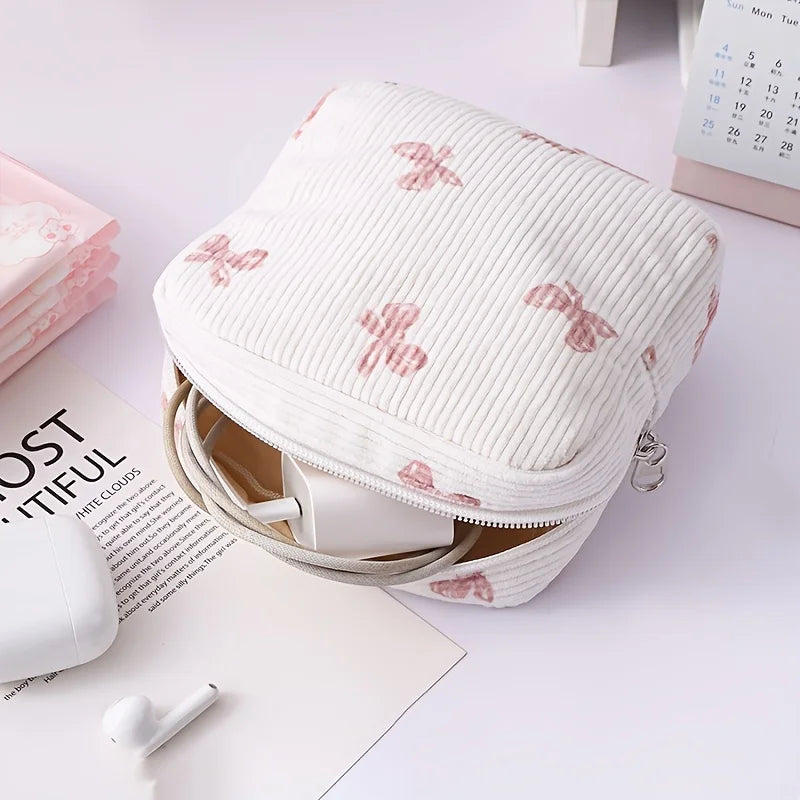 Corduroy Quilted Mini Cosmetic Bag with Floral Bear Pattern, Square Sanitary Napkin Storage, Portable Coin Purse/Key Pouch