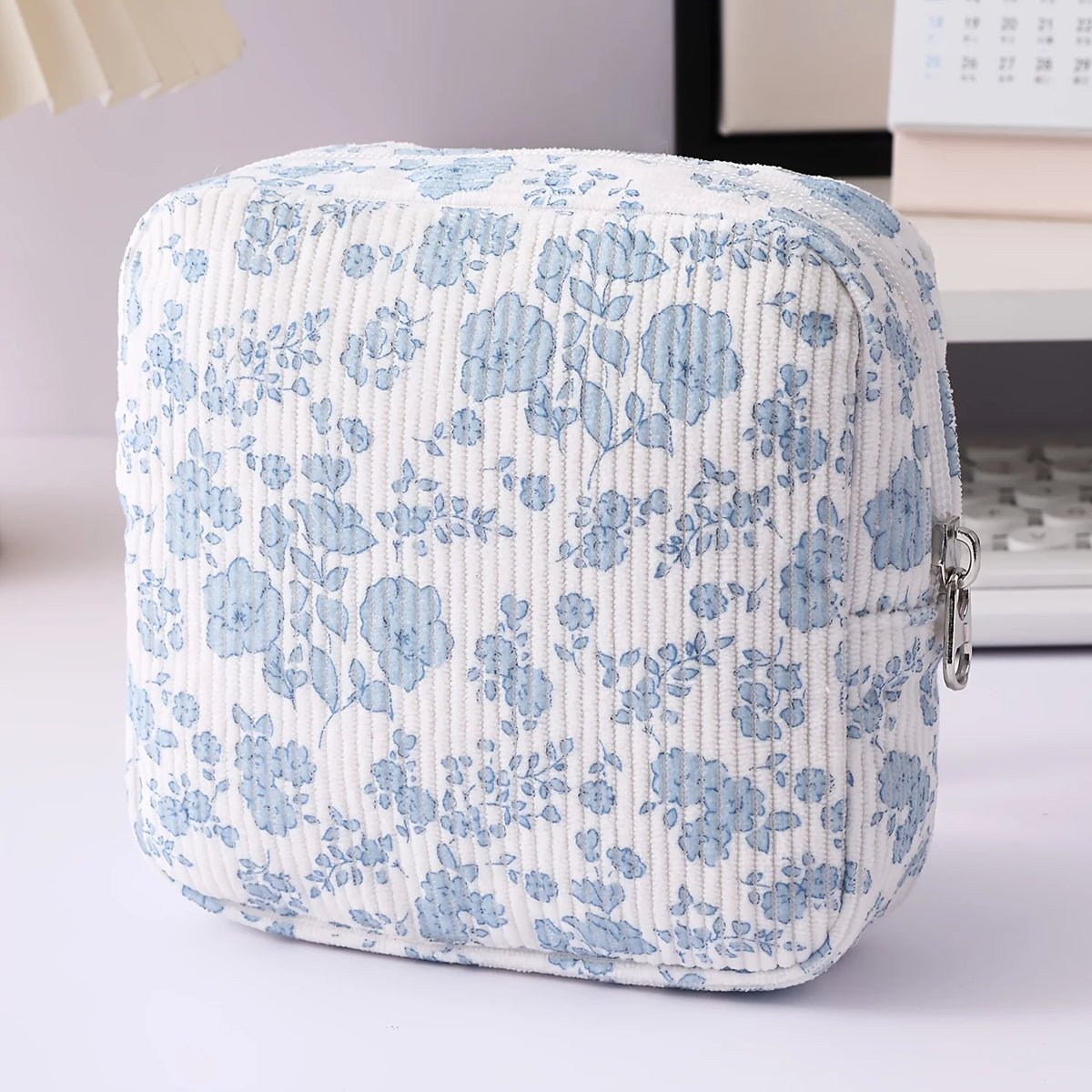 Corduroy Quilted Mini Cosmetic Bag with Floral Bear Pattern, Square Sanitary Napkin Storage, Portable Coin Purse/Key Pouch
