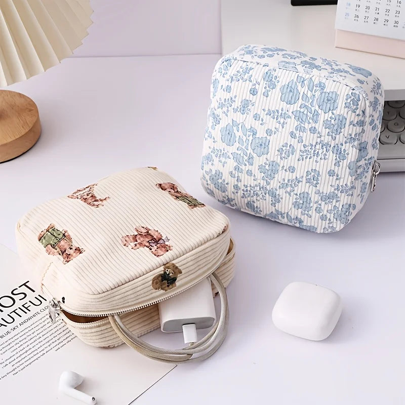 Corduroy Quilted Mini Cosmetic Bag with Floral Bear Pattern, Square Sanitary Napkin Storage, Portable Coin Purse/Key Pouch